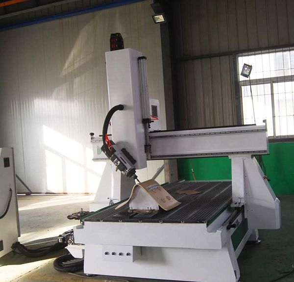 Máquina de enrutador CNC de 4 ejes